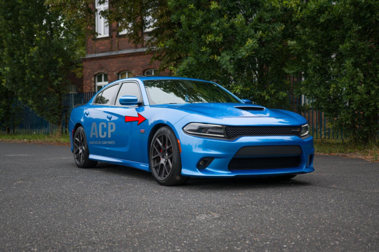 CHARGER błotnik przód prawa strona 2015-2023(1).png