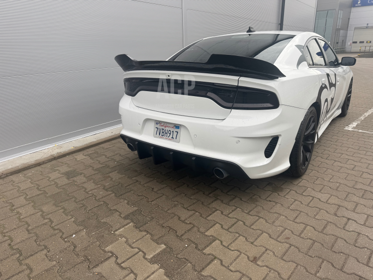 CHARGER Wickerbill na tylny spoiler styl SRT 2015-2023(a4).png