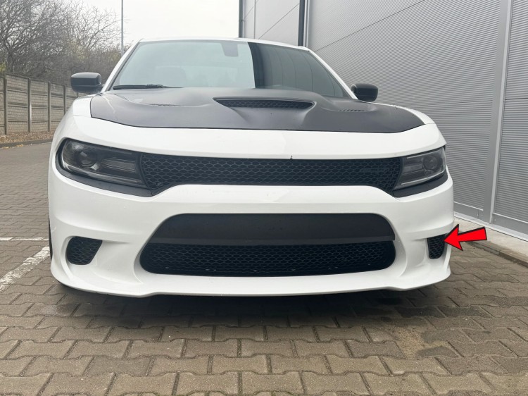 CHARGER Grill atrapa zderzaka przedniego lewa strona SRT 2015-2023(1).jpg