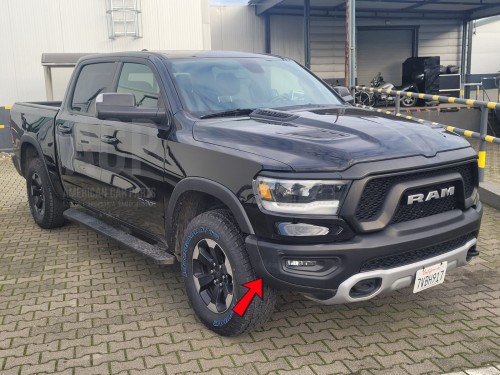 RAM 1500 Panel zderzaka przedniego prawa strona 2019-2024 (REBEL:TRX)(1).jpg