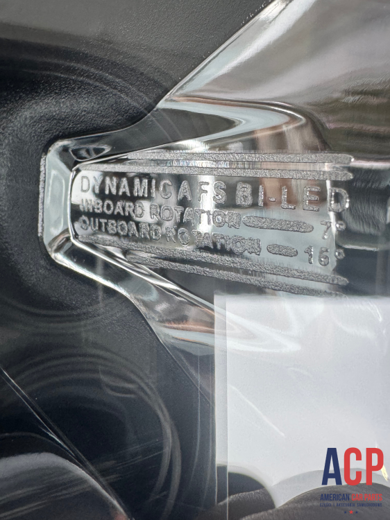 RAM 1500 Lampy przednie Full LED Limited:Longhorn chrom komplet 2019-(7).png