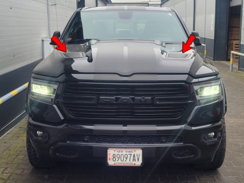 RAM 1500 Kratka:zaślepka maski komplet 2019-2024(2).jpg