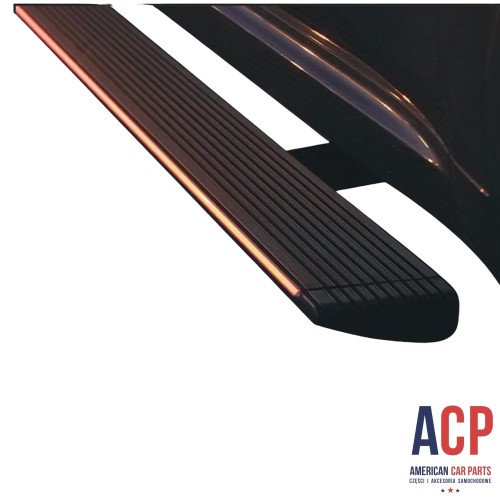 RAM 1500 Stopnie boczne pojedyncze oświetlenie LED komplet 2019-2024 (1).jpg