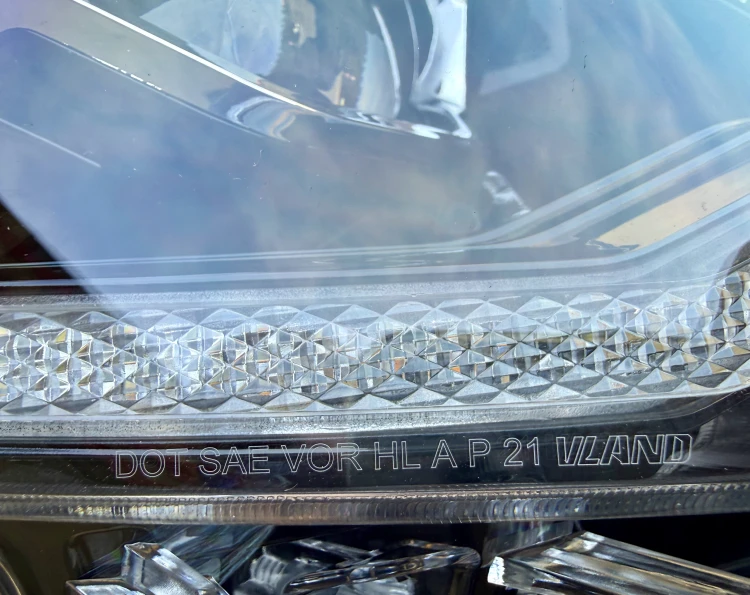MUSTANG Lampy przednie Full LED komplet 2018-2022 VLAND(5).jpeg
