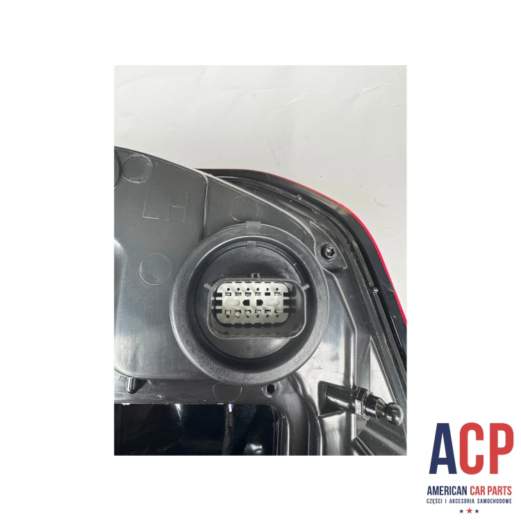 RAM 1500 Lampy tylne Full LED komplet z blid spot 2019-(2).png